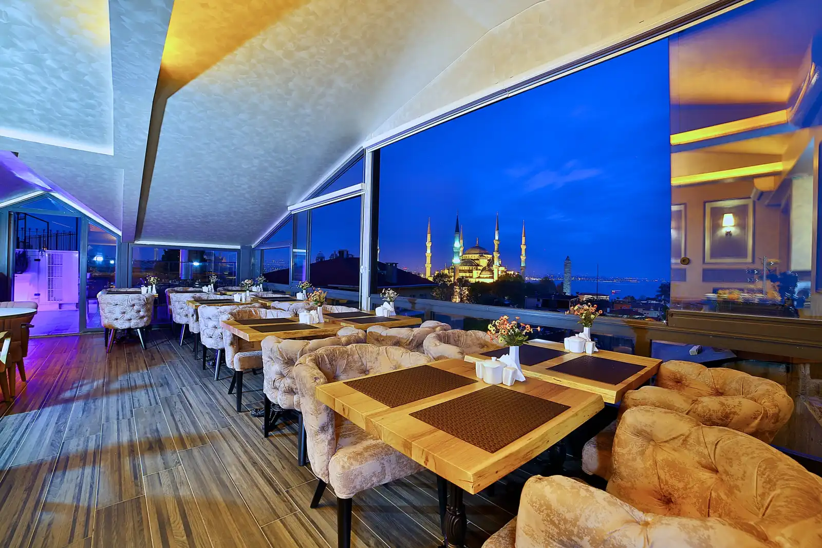 Hotel Perula terrace view